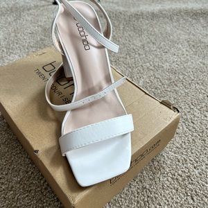 BRAND NEW WHITE HEELS